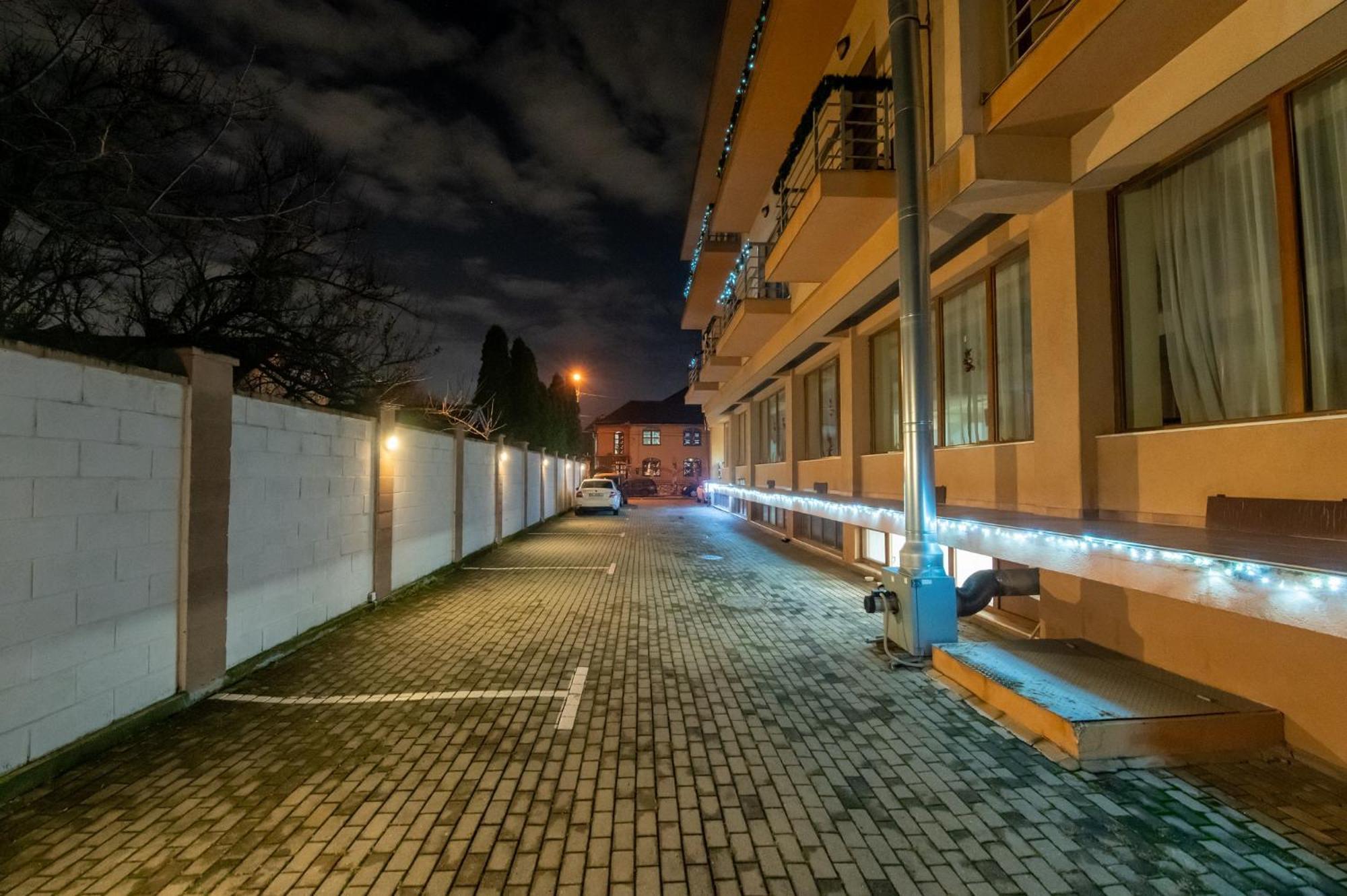 Hotel Oxford By Timhotels Timişoara Eksteriør billede