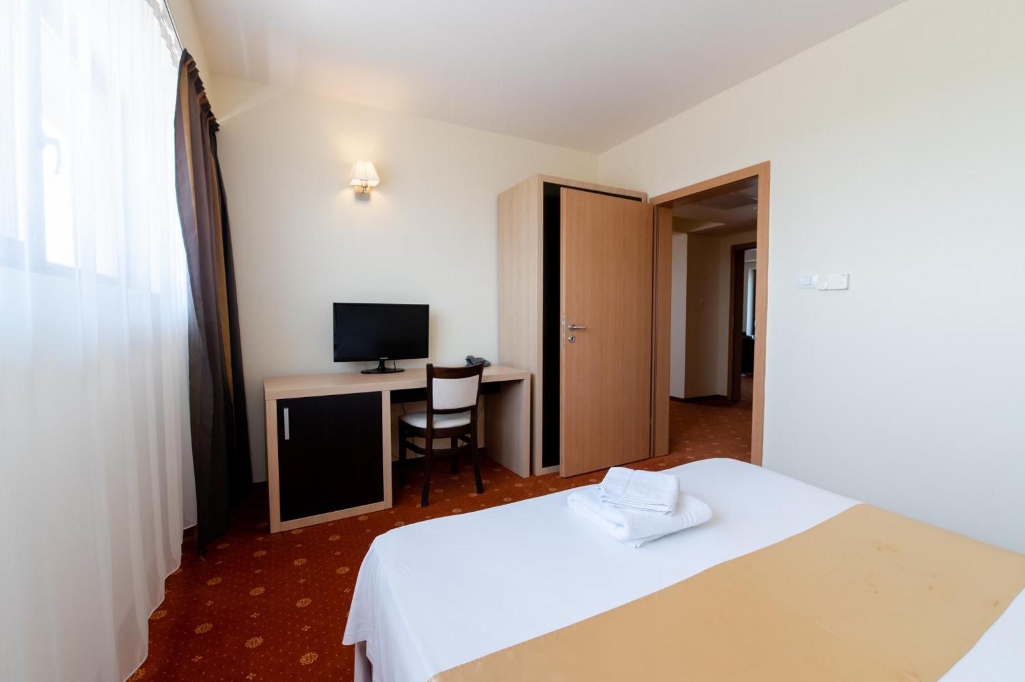Hotel Oxford By Timhotels Timişoara Eksteriør billede